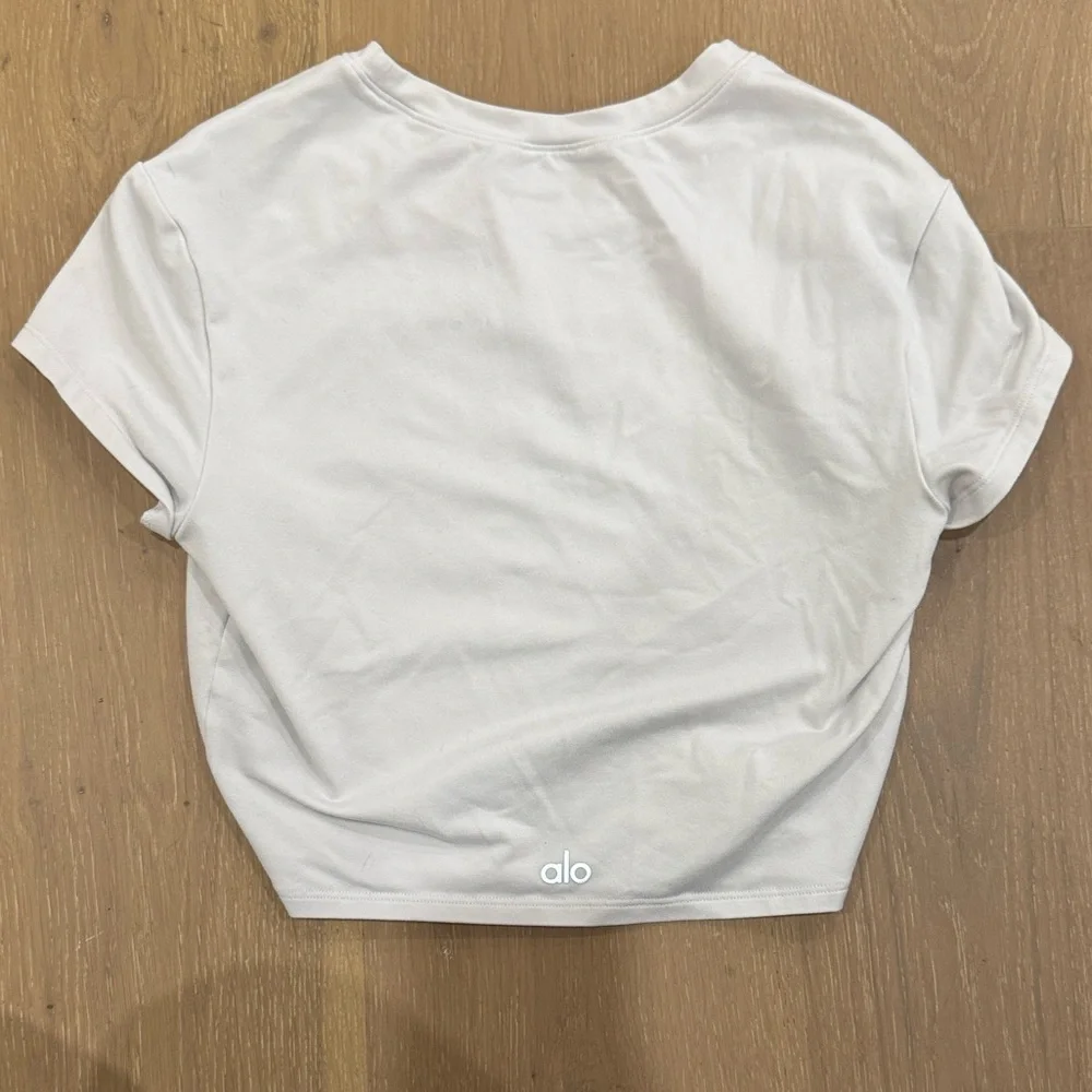 Alo White Crop Top - Picture 3 of 3